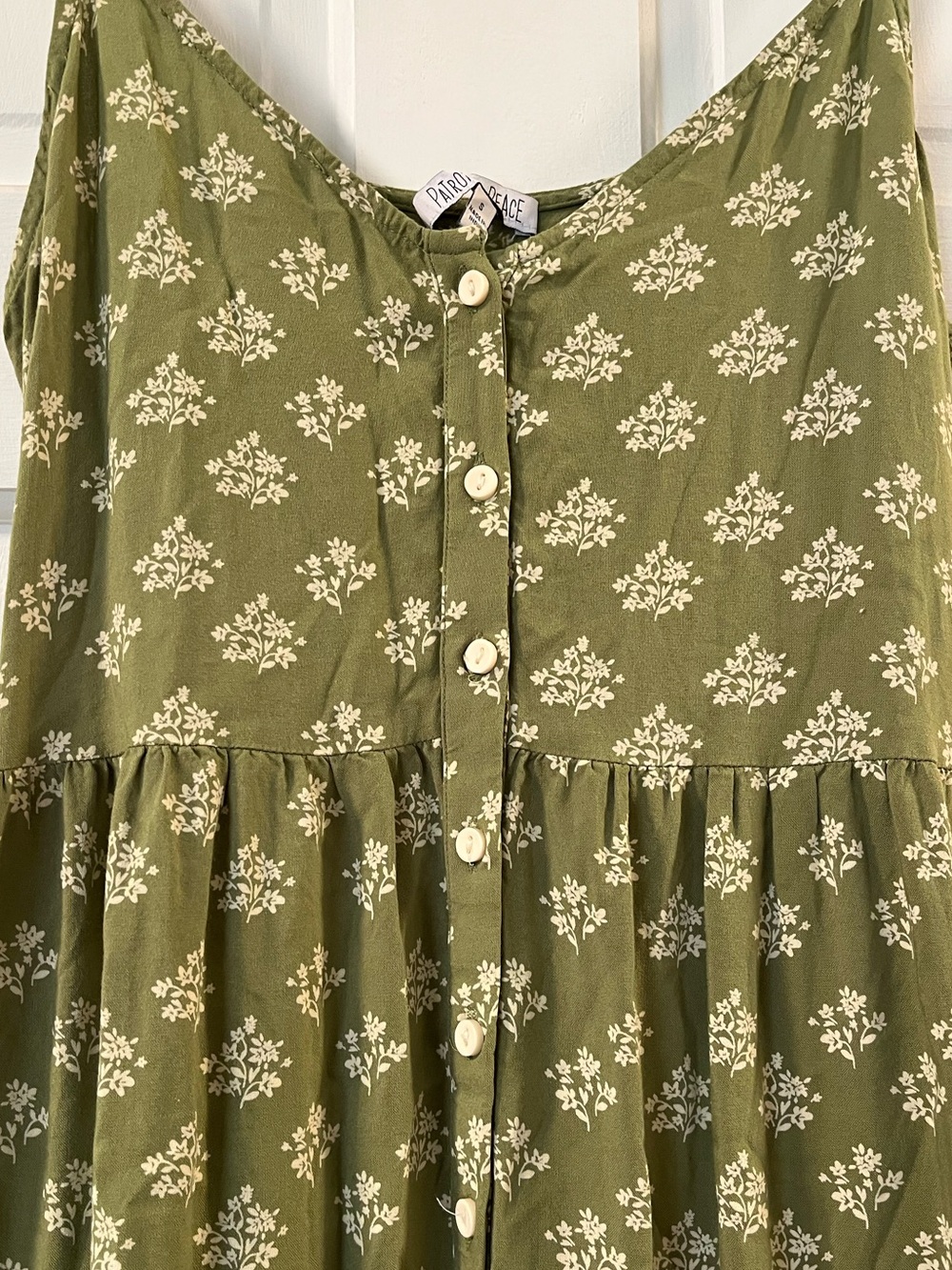 NWOT green and white floral midi dress spaghetti strap - Picture 2 of 9